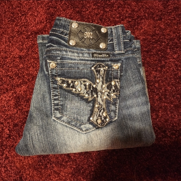 NEW SZ 26/34 MISS ME BLING CROSS POCKET,SIGNATURE BOOT CUT JEANS. - Picture 2 of 9